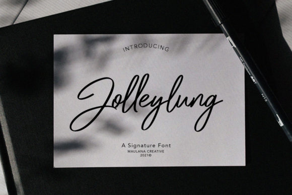 Jolleylung: A Refined Script Typeface for Editorial Design